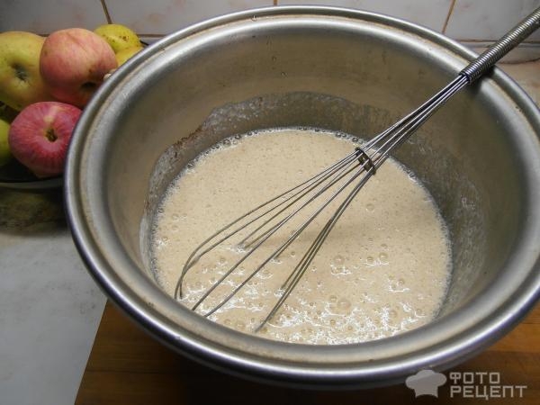 Рецепт: Панкейки на кефире - с яблоками