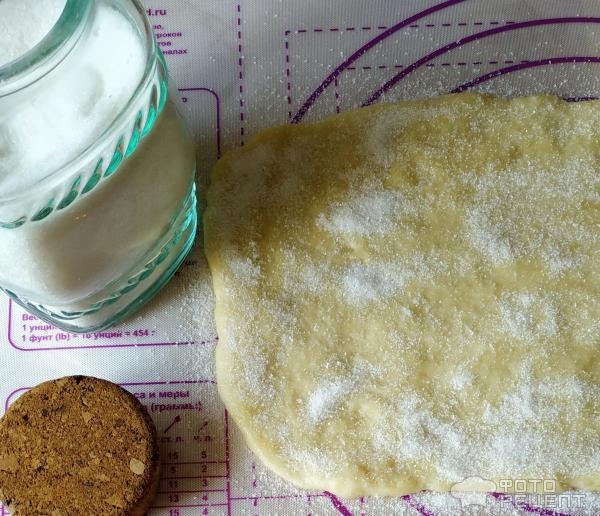 Рецепт: Печенье на кефире - печеньки-малышки