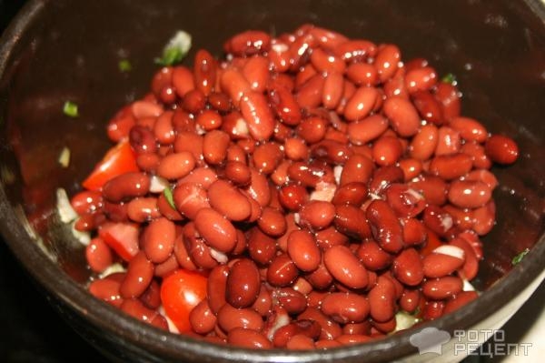 Рецепт: Салат с фасолью - В грузинском стиле