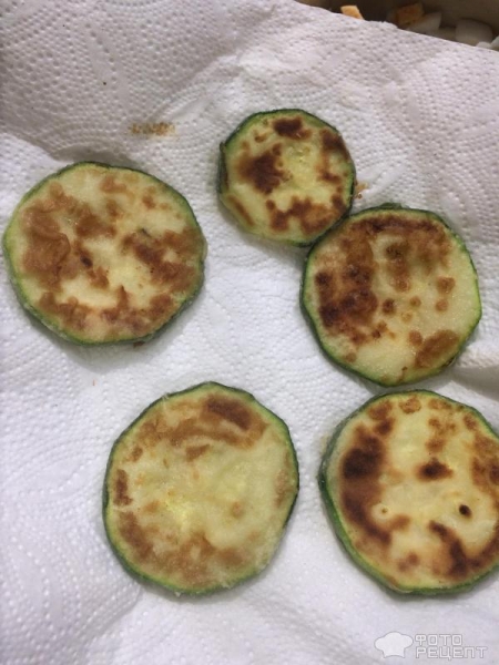 Рецепт: Закуска из жареных кабачков - Очень просто и так вкусно!
