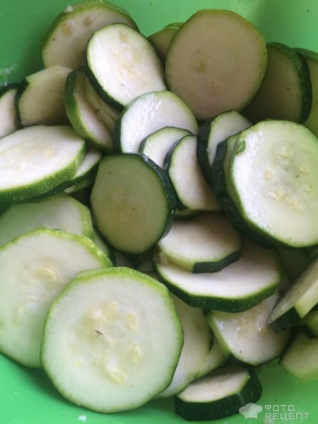 Рецепт: Закуска из жареных кабачков - Очень просто и так вкусно!