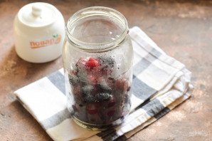 Компот из вишни и шелковицы на зиму