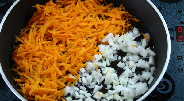 Суп с фрикадельками и гречкой, пошаговый рецепт с фото Суп с фрикадельками и гречкой, пошаговый рецепт с фото