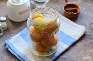 Маринованные абрикосы на зиму