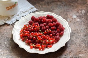 Компот из красной смородины и малины на зиму