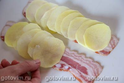 Розочки из картофеля с беконом