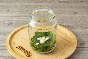 Маринованные огурцы с брокколи на зиму