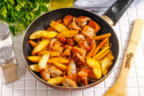 Свинина с яблоками