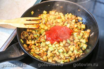 Щи с кабачками и фасолью