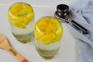 Компот из персиков Компот из персиков