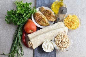 Закуска из лаваша с курицей