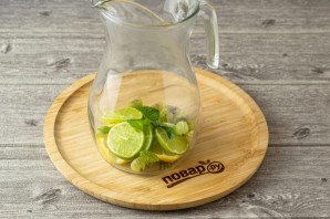 Фруктовая вода