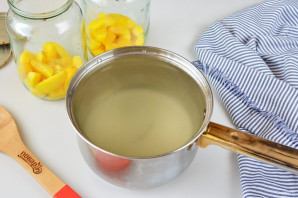 Компот из персиков Компот из персиков