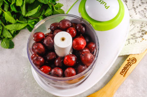 Cуп из крыжовника