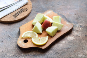 Компот из абрикосов, сливы и яблок на зиму