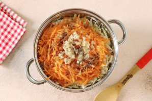 Капуста "Бомба" в горячем рассоле