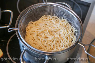 Макароны с беконом и кабачками