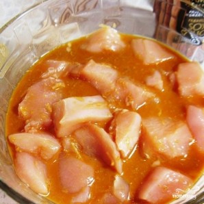 Куриный шашлык в соевом маринаде с маслинами Куриный шашлык в соевом маринаде с маслинами