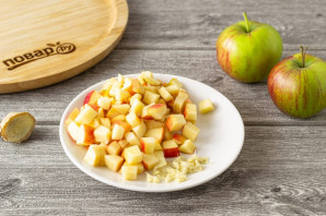 Гречневые оладьи с яблоком