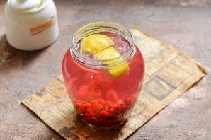 Компот из красной смородины с лимоном на зиму Компот из красной смородины с лимоном на зиму