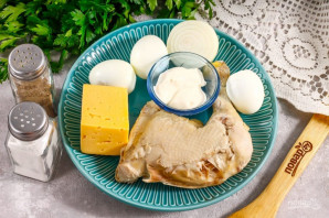 Салат из курицы с сыром