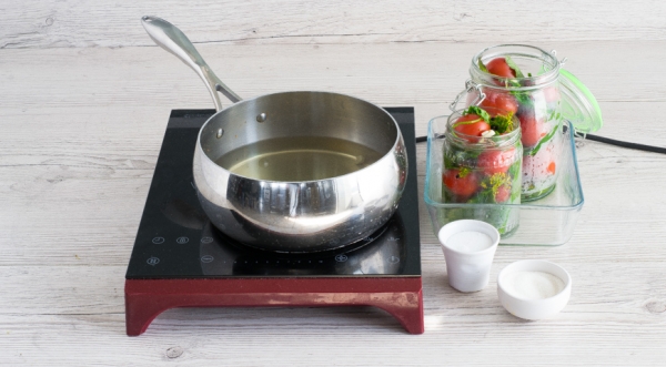 Соленые помидоры на зиму, пошаговый рецепт с фото