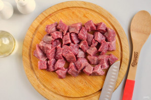 Тушеная телятина с подливкой