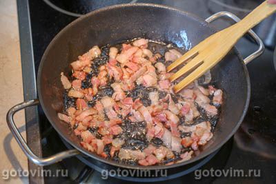 Макароны с беконом и кабачками