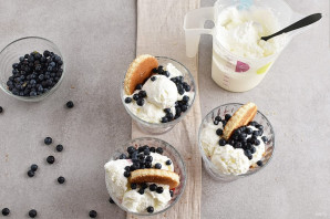 Десерт из мороженого