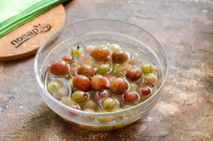 Маринованный крыжовник на зиму