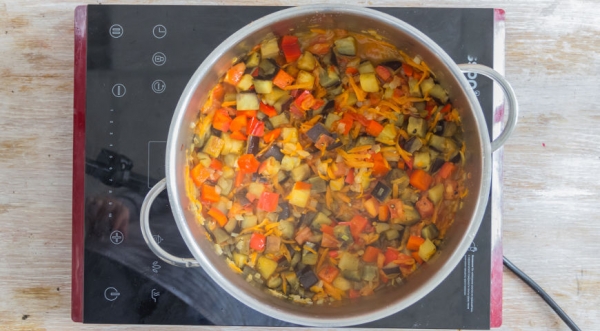 Самая вкусная баклажанная икра на зиму, пошаговый рецепт с фото