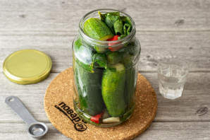 Огурцы на зиму с водкой