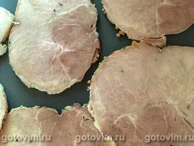 Закуска из буженины, молодого картофеля и черри