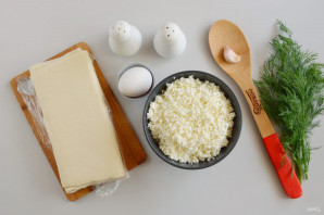 Слоеные конвертики с творогом