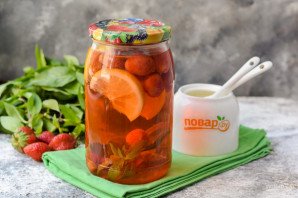 Компот из клубники "Мохито" на зиму Компот из клубники "Мохито" на зиму