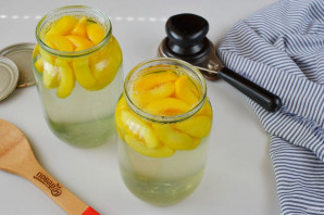 Компот из персиков Компот из персиков