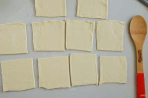 Слоеные конвертики с творогом