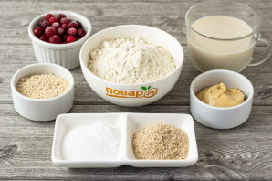 Протеиновое печенье с клюквой