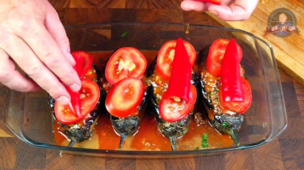 Баклажан фаршированный мясом. карныярык Баклажан фаршированный мясом. карныярык