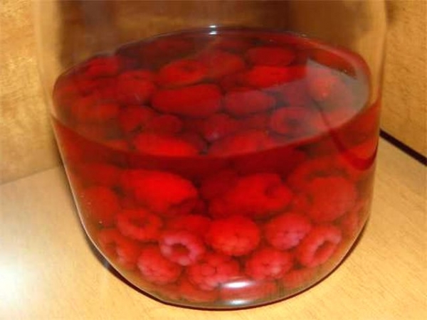 
Настойка из малины на водке в домашних условиях — простой рецепт из свежих ягод	