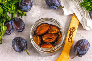 Вяленый чернослив