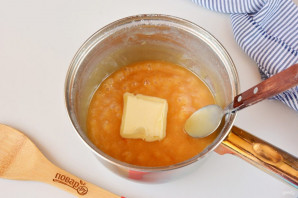 Шоколадный батончик с карамелью