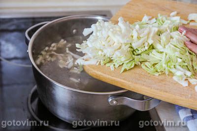 Щи с кабачками и фасолью