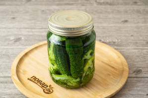 Маринованные огурцы с брокколи на зиму