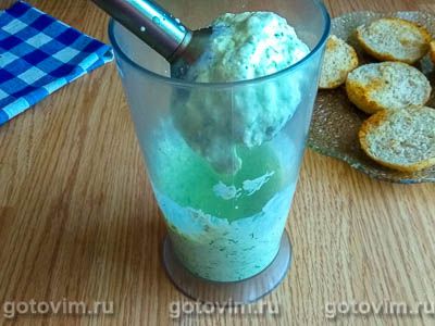 Булочки с творогом, зеленью и овощами для завтрака