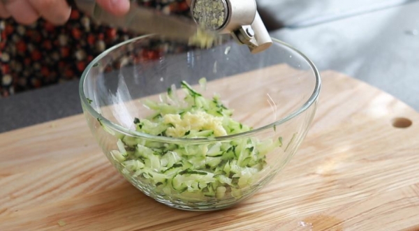 Салат из баклажанов Дачный, хит сезона, пошаговый рецепт с фото