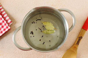 Капуста "Бомба" в горячем рассоле