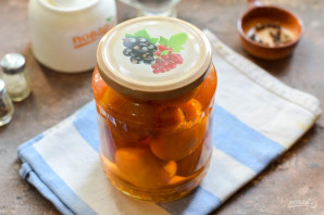 Маринованные абрикосы на зиму