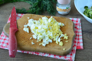 Окрошка с маринованными огурцами