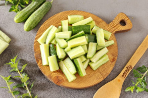 Огурцы по-польски дольками на зиму